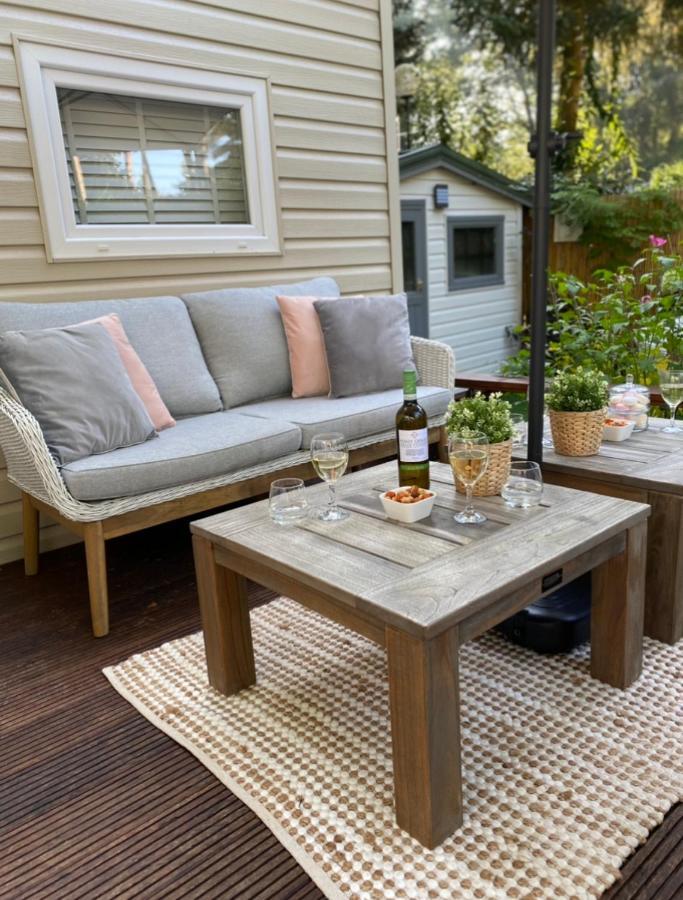 Luxe Chalet Met Prachtig Terras Op De Veluwe , Veel Privacy Хундерло Экстерьер фото
